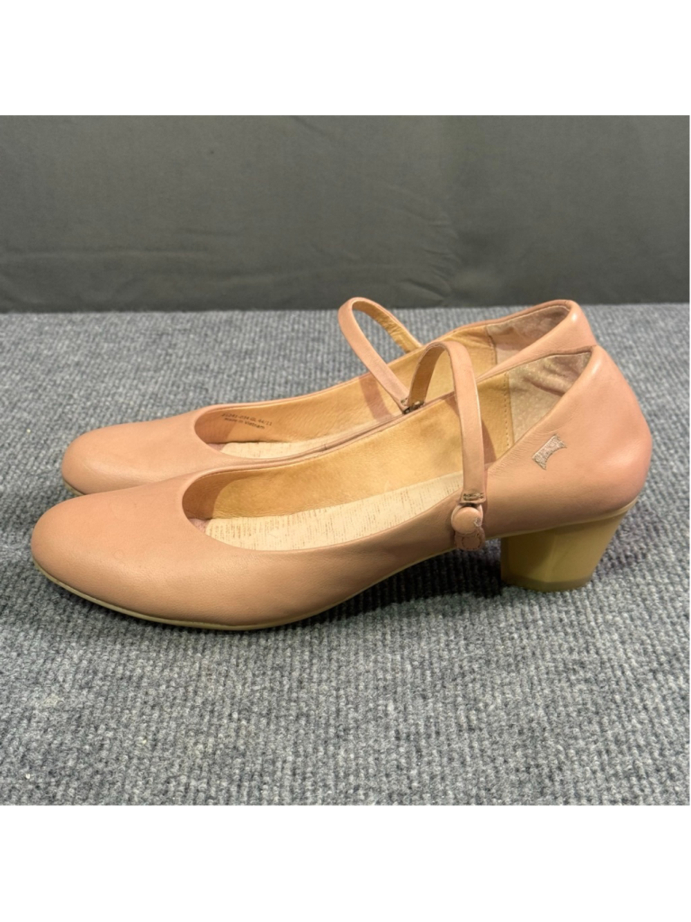 Camper Heels Women’s US 9 Helena Mary Jane Leather Low Euro Minimal Nude Tan